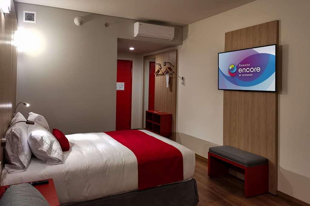 Ramada Encore By Wyndham Guadalajara Aeropuerto Las Pintas Phòng bức ảnh